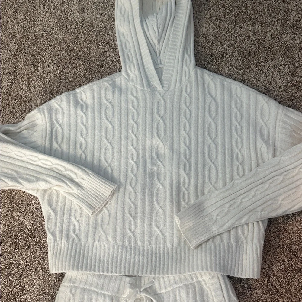 ALO Yoga Winter Bliss Hoodie & Pants Set Ivory - Picture 3 of 15